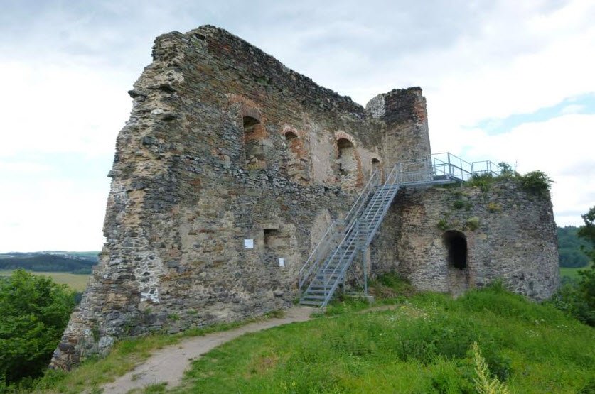 Zřícenina hradu Třebel, Černošín, Czechia, Czech Republic (Czechia)